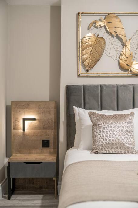 Large Stylish Apartament