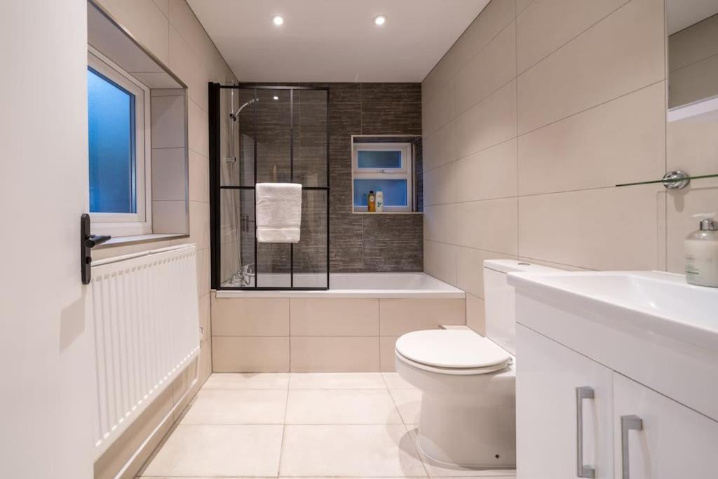 Large Stylish Apartament *
